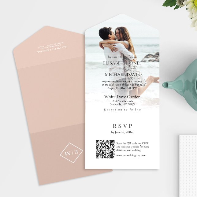 Casamento por Peach de Código QR de Foto Moderna (All-in-one wedding invitation with QR code to RSVP - Simplify and save time for you and your guests.)