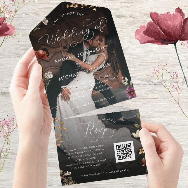 Casamento Preto de Flores Selvagens Código QR Foto (Criador carregado)