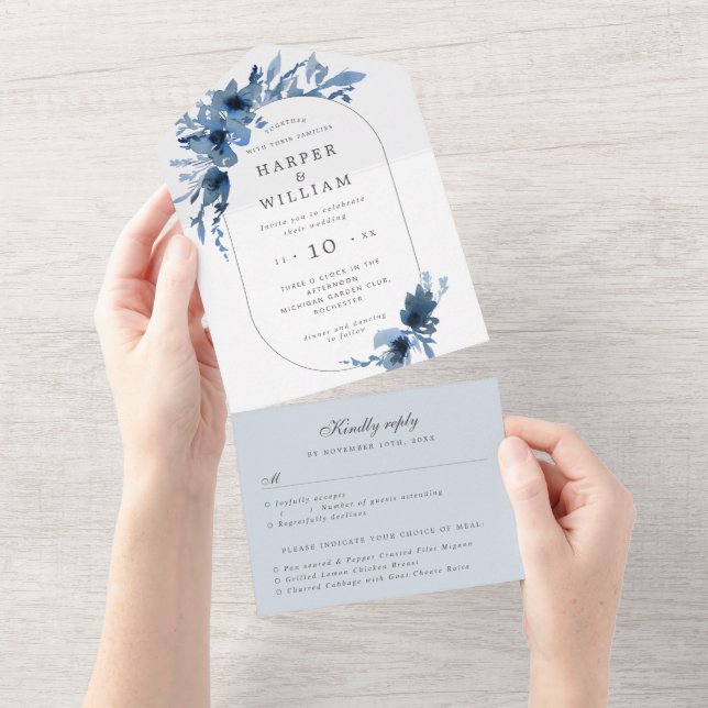 Casamento triplo de envelope floral azul de aquare (Aba destacável)