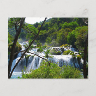 Cascata no Parque Nacional de Krka - cartão postal