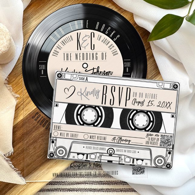 Cassette Tape Record Convite de Casamento de Fenda (Unique retro black and ivory vinyl record music vintage cassette tape RSVP card wedding invitation)