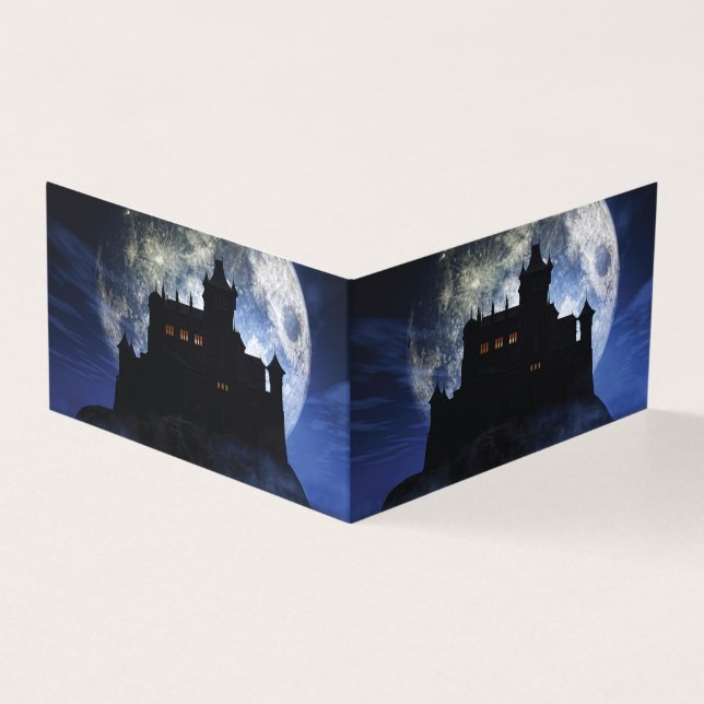 Castelo fantasma durante a noite (Exterior)