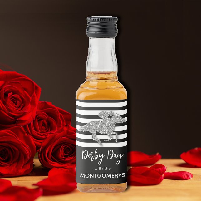 Cavalo de Corrida Prateado em Listras (Criador carregado)