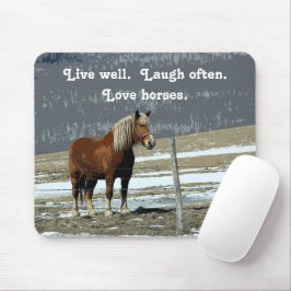 Cavalo de Tração Belga no Mouse Pad do Paddock