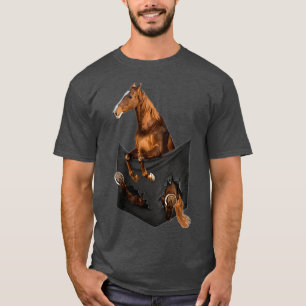 Cavalo Saddlecriado Americano no bolso, camisa par