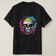 Caveira Pequena: Arte Colorida de T-shirt Grafite