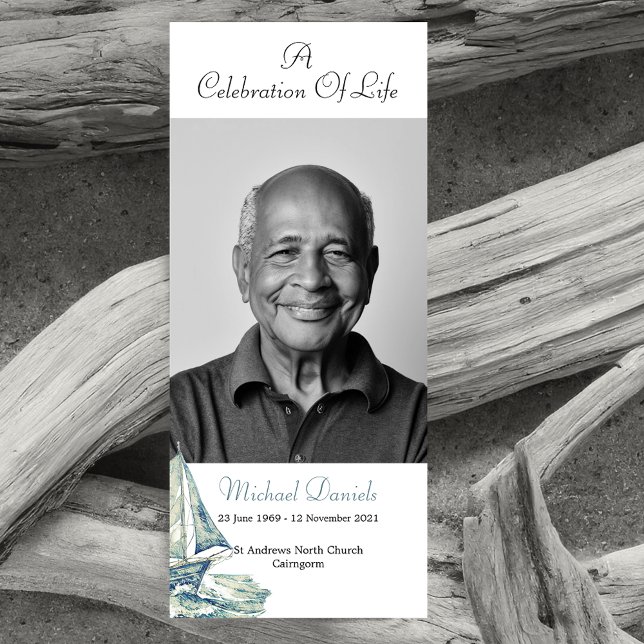 Celebração De Iate Azul Do Cartão com fotos De Vid (Criador carregado)