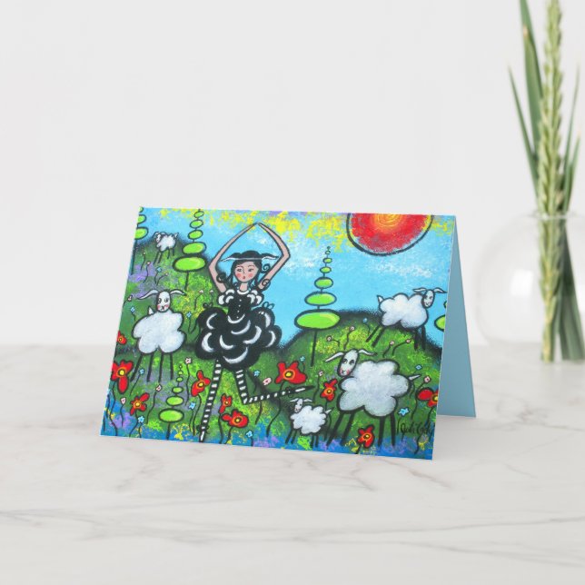 Celebrando O Cartão De Aniversário De Ovelha Negra (Frente)