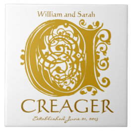 Cerâmica C Monograma Dourado em Branco - Nomes Azulejo de D