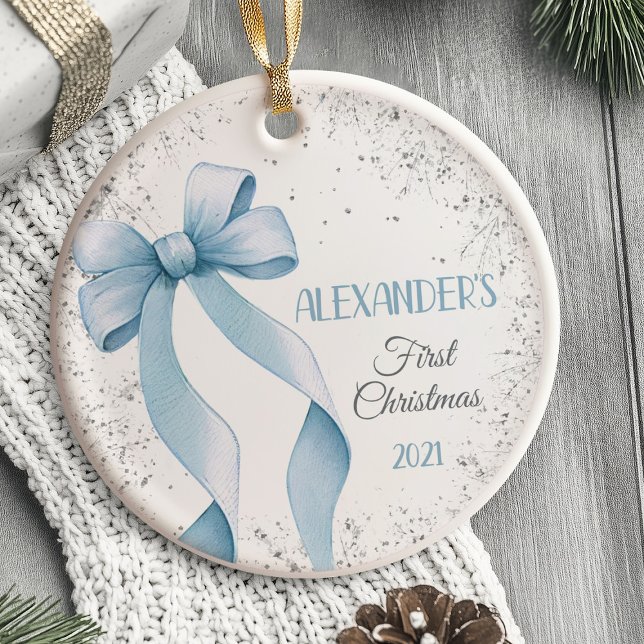 Cerâmica Garoto Arco de Ornamento do Bebê (Baby's First Christmas Ornament  Bow)