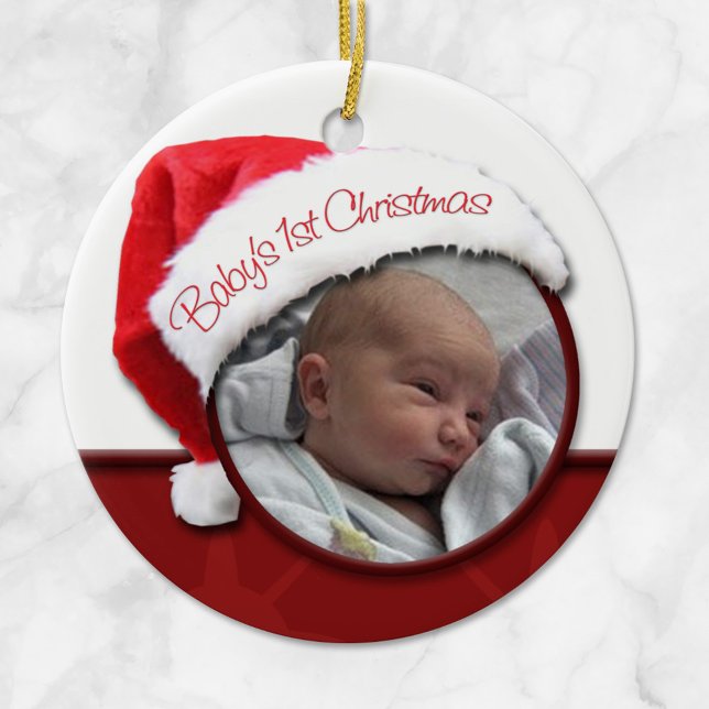 Cerâmica Natal de 1rua do bebê - Ornamento Fotográfico de S (Baby's 1st Christmas - Santa Hat Photo Ornament at Starzraven.)