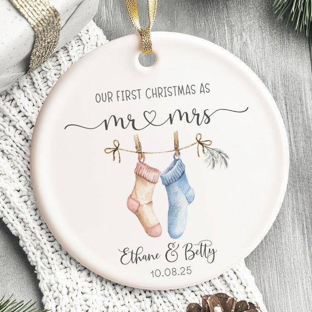 Cerâmica Nosso Primeiro Ornamento Casado de Natal (first christmas married ornament, newlywed christmas ornament, personalized couple ornament, just ma)