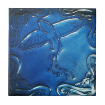 Peixes de vôo do azulejo da ilha de Catalina por