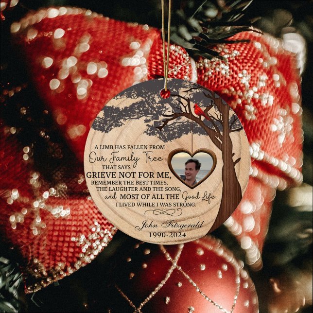 Cerâmica Um Limb Caiu Do Nosso Ornamento De Árvore Familiar (Criador carregado)