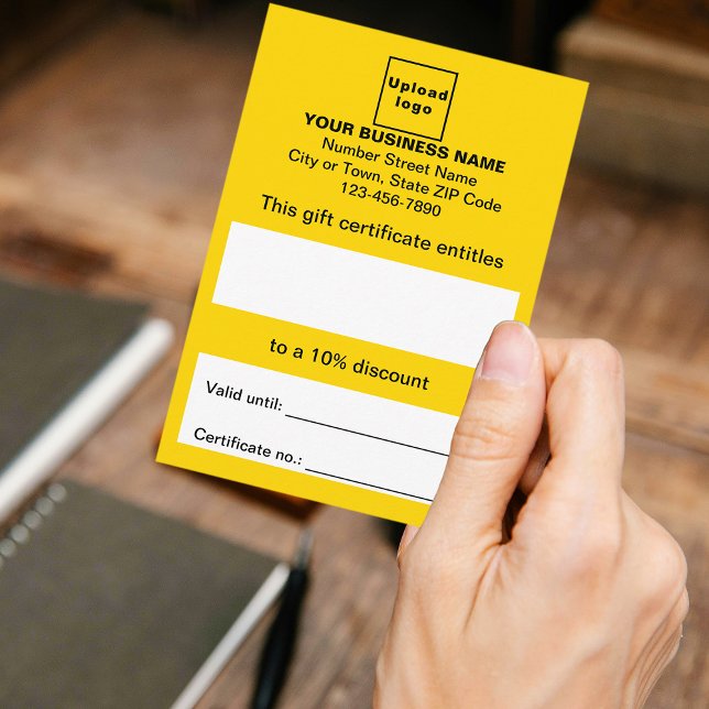Certificado de Presente Amarelo Comercial (Customer holding business yellow gift certificate)