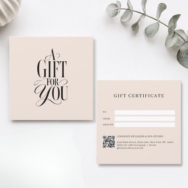 Certificado de Presente Código QR Fonte Moderna Be (Modern Script Font Beige QR Code Gift Certificate)