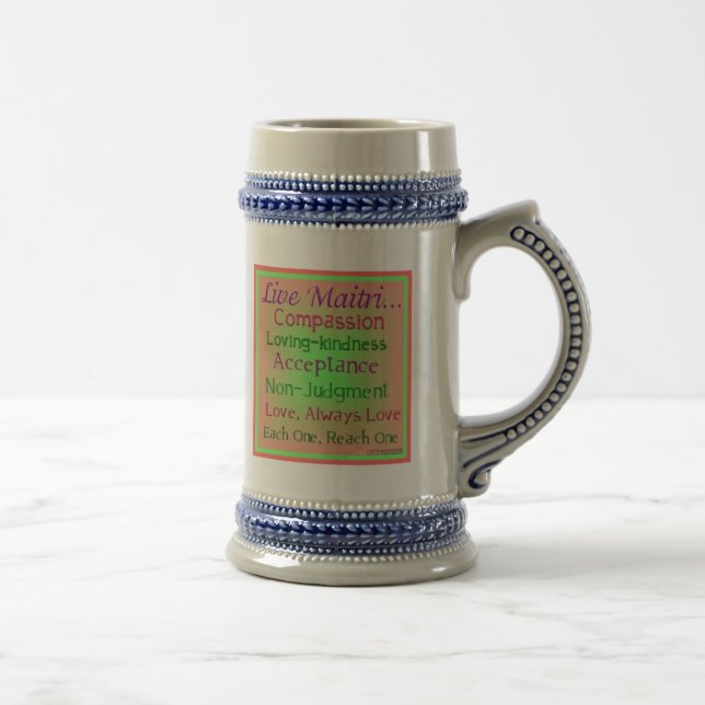Cerveja A caneca do ministério de Maitri (Direita)