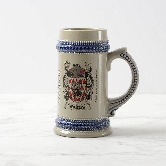 Cerveja Brasão da família de Walters em uma caneca de (Direita)