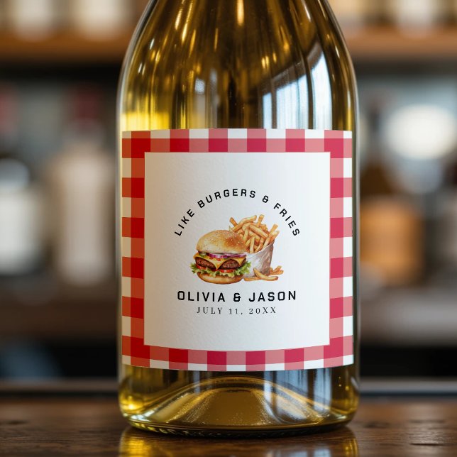 Chá de casamento de Piquenique para Burgers e Frie (Burgers & Fries Picnic Wedding Shower Sparkling Wine Label
)