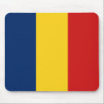 Chad Flag Mousepad<br><div class="desc">Este design do museu simplesmente inclui a bandeira chadiana. Uma maneira excelente de lembrar o Chade enquanto estava no computador.</div>