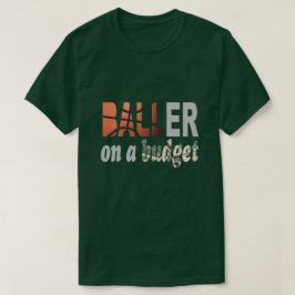 Chamador Em Um T-Shirt De Orçamento