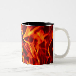 Chamas da caneca de café do fogo