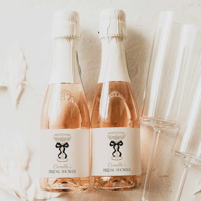 Champagne Arco Preto  (Elegant Black Bows and Bubbly Bridal Shower mini champagne bottle labels)