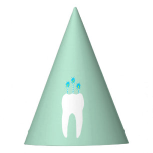 Chapéu De Festa Dente da celebração com velas