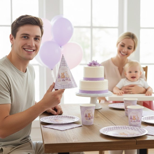 Chapéu De Festa Personalized Lavender Gingham 1st Birthday Paper (Criador carregado)