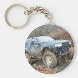 Chaveiro 4x4 desligado na lama
