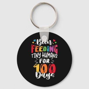 Chaveiro Alimentando Pequenos Humanos Por 100 Dias De Lu Es