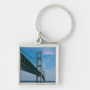 Chaveiro Along Mackinac Bridge