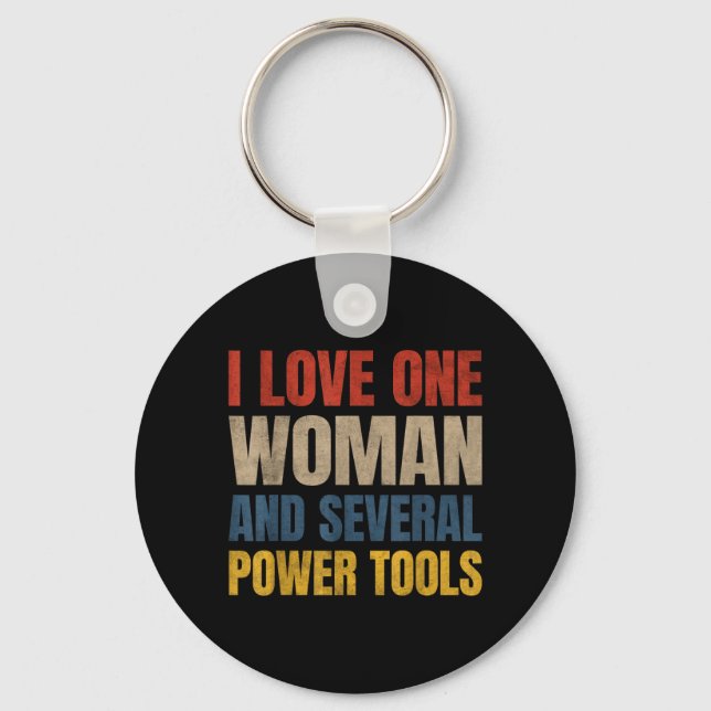 Chaveiro Ame Uma Mulher E Várias Ferramentas Elétricas Engr (Frente)