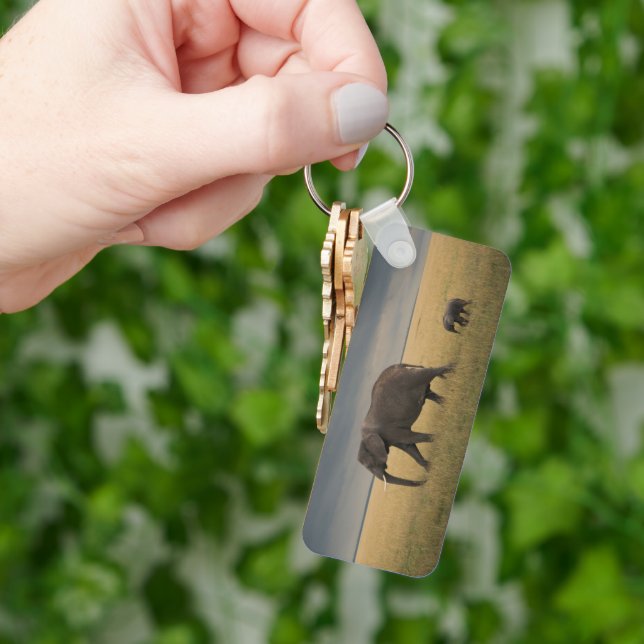 Chaveiro Bebês Mais Pobres | Família de elefantes africanos (Mão)