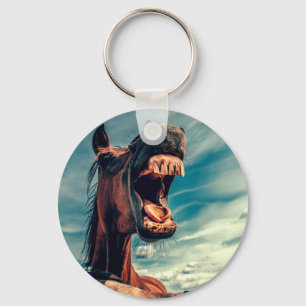 Chaveiro Boca do Cavalo Dente próximo de Cavalo Selvagem