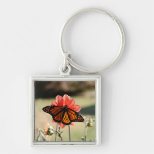 Chaveiro Borboleta Monarca em Dahlia