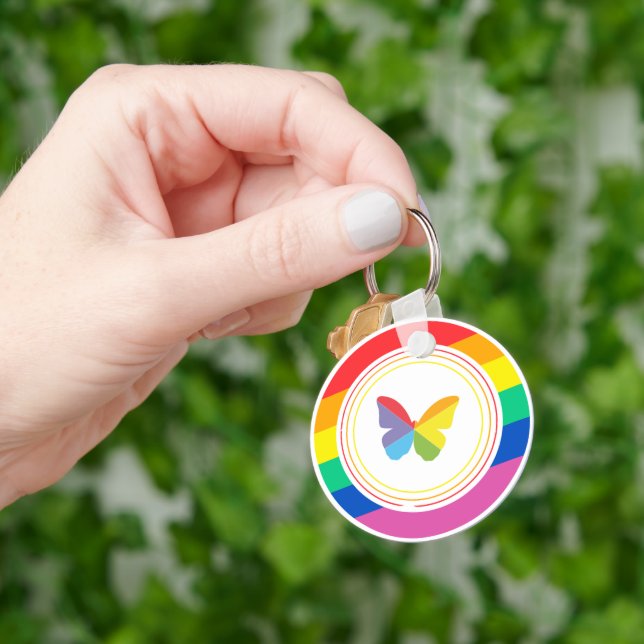 Chaveiro Botão de Orgulho LGBTQ+ Borboleta Arco-íris (Mão)