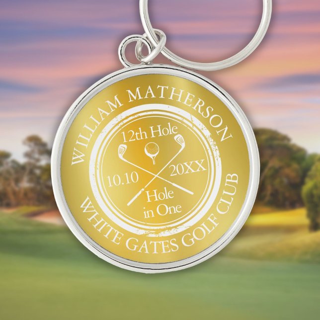 Chaveiro Buraco de Golfe Dourado em um Clássico Personaliza (Gold Golf Hole in One Classic Personalized Keychain)