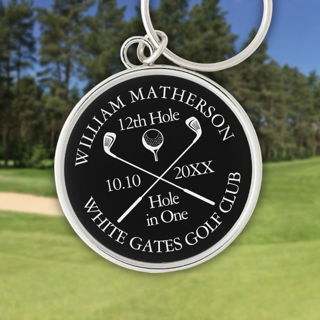 Chaveiro Buraco de Golfe Personalizado em Um Preto e Branco (Personalized Golf Hole in One Black And White Keychain)