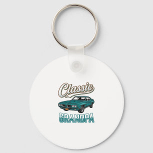Chaveiro Camiseta Clássica de Vovô com Carro Antigo Design_
