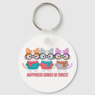 Chaveiro Camiseta Trio de Gatos Fofos Felicidade Vem em Trê