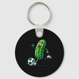 Chaveiro Ch chutando bola de futebol pepino engraçado jogad