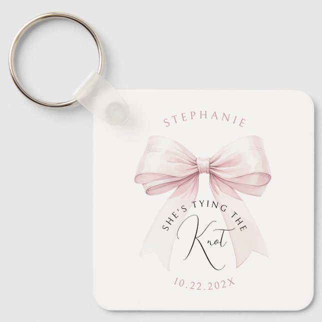 Chaveiro Chá de Noiva: Ela Está Amarrando o Nó (Frente)