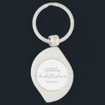 Chaveiro Chá de panela Mínimo Elegante Elegante Moderno<br><div class="desc">Esta design simples e moderna é composta de sans serif e tipografia cursiva divertida e divertida com corações de rabisco. Perfeito para favoritos para festas de atiradores de noiva.</div>
