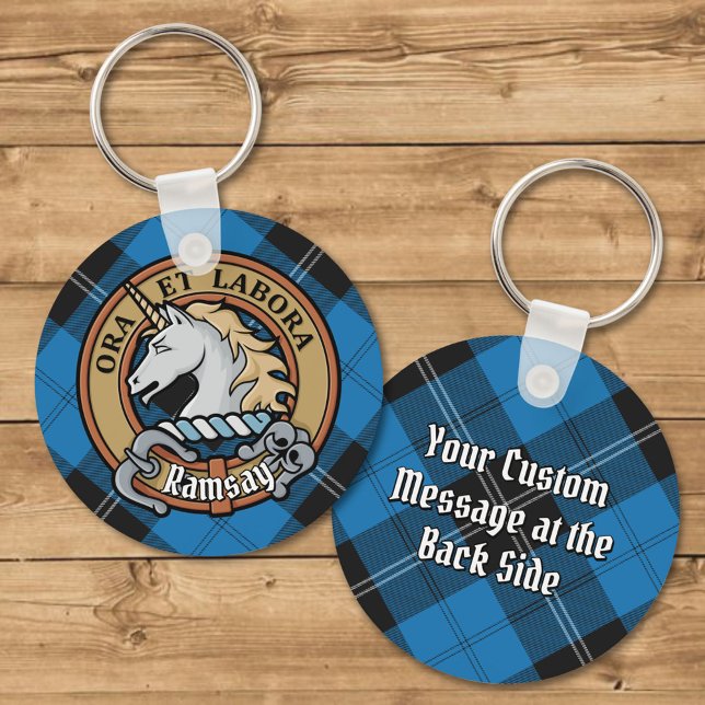Chaveiro Clan Ramsay Crest sobre Blue Hunting Tartan (Criador carregado)