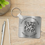 Chaveiro Código QR ou Prata do Promocional de logotipo<br><div class="desc">Chaveiro simples e elegante para a sua empresa ou organização,  com um fundo metálico esfregado em falso prateado. Adicione seu código QR ou logotipo e duas linhas de texto personalizado,  como nome da sua empresa,  slogan,  obrigado ou deixe o vazio.</div>