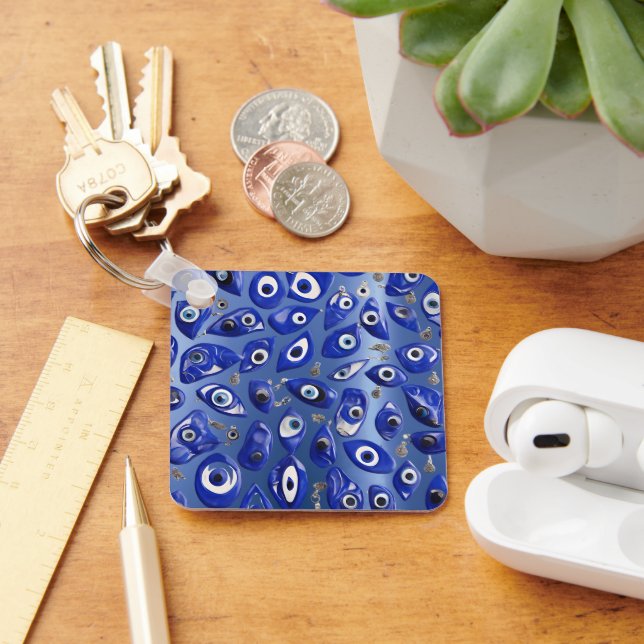 Chaveiro Código QR Personalizado de Charme de Olho Mau Azul (Mesa)