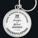 Chaveiro Comemorativa do 30º aniversário do Casamento Pérol<br><div class="desc">Presente de aniversário,  seja casamento,  aposentadoria,  formatura,  vinda da idade ou noivado,  o texto é totalmente editável para se adequar à sua ocasião. Qualquer aniversário pode ser acrescentado a esta chaveiro comemorativa.</div>