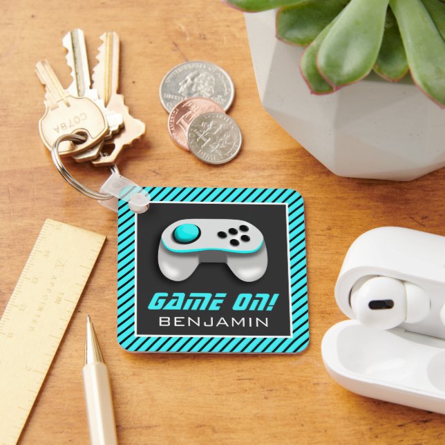 Chaveiro Controle de Video Game Azul e Branco Quarto Infant (Mesa)