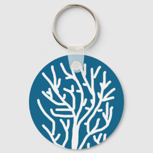 Chaveiro Coral branco sobre vida aquática azul